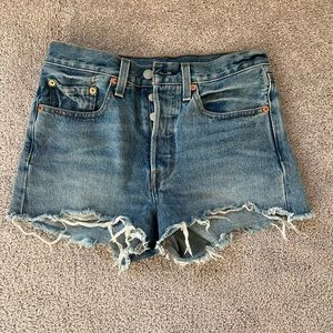 Levi shorts